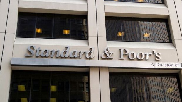 S&P, İsrail’in kredi notunu düşürdü