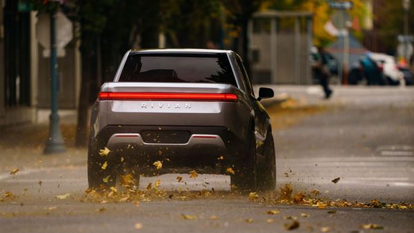 Ford, elektrikli araç şirketi Rivian’a 500 milyon dolar yatırım yaptı